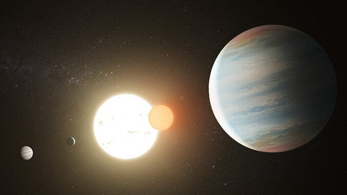 Художественное изображение системы околоземных планет Кеплер-47 с тремя ее планетами. Предоставлено: НАСА / Лаборатория реактивного движения-Калтех / Т. Пайл