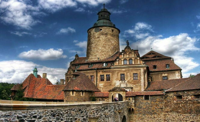 Три дворца в Польше, где до сих пор происходит нечто необъяснимое