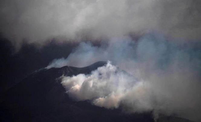 Вулкан Кумбре-Вьеха копит энергию перед взрывом
