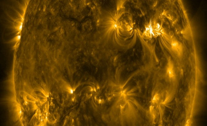 Ученые рассказали про чрезвычайно мощную вспышку на Солнце