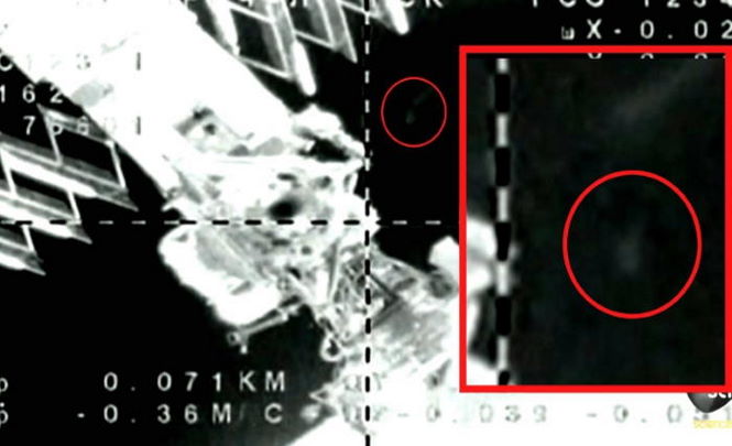 Итальянский астронавт в ужасе закричала увидев два НЛО
