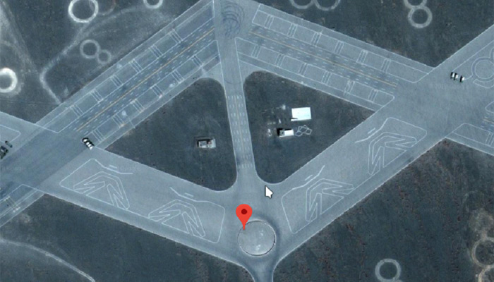 Странные символы и сооружения, запечатленные на спутниковых снимках в китайской пустыне