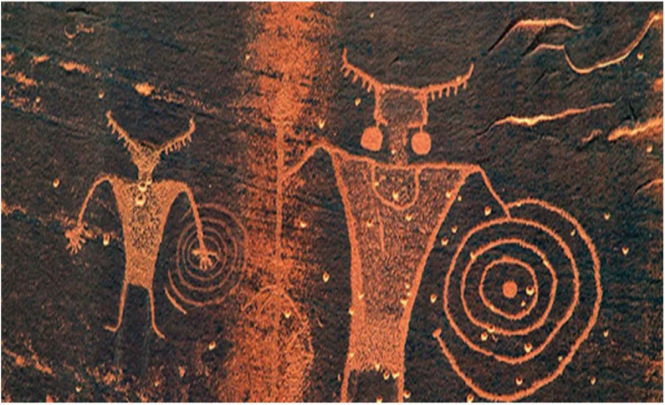 Рогатые боги и наскальная живопись с рогатыми гуманоидами: возможна ли связь?