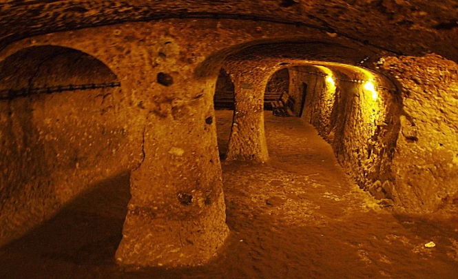 Нашли, где и не ждали: двернейший подземный комплекс может перечеркнут исторические догмы