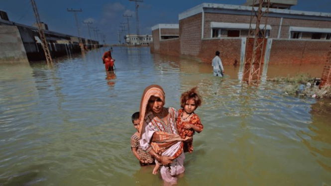 Апокалиптичное наводнение в Пакистане: как треть страны ушла под воду