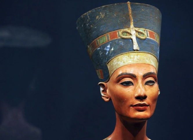 Легендарный египтолог Захи Хавасс - о загадочной смерти Тутанхамона, проклятии Клеопатры и империализме музеев Европы