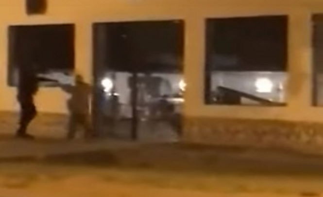 В Парагвае полицейский преследовал и открыл огонь по "Гоблину"