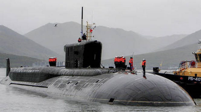 Россия испытывает новую атомную подводную лодку