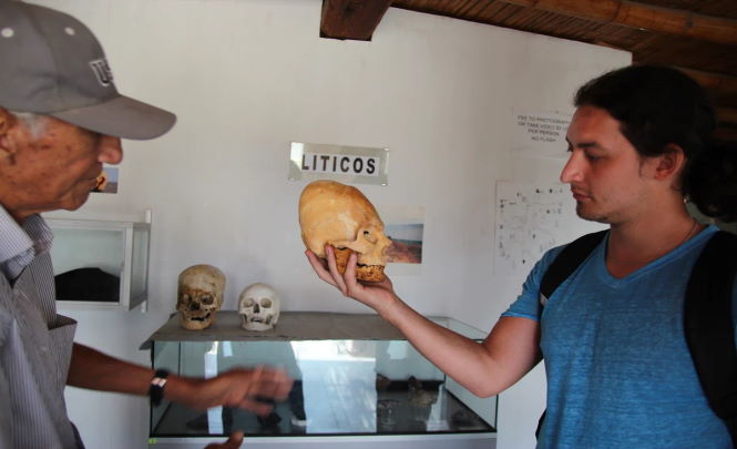 Необычные экспонаты маленького музея в Паракасе