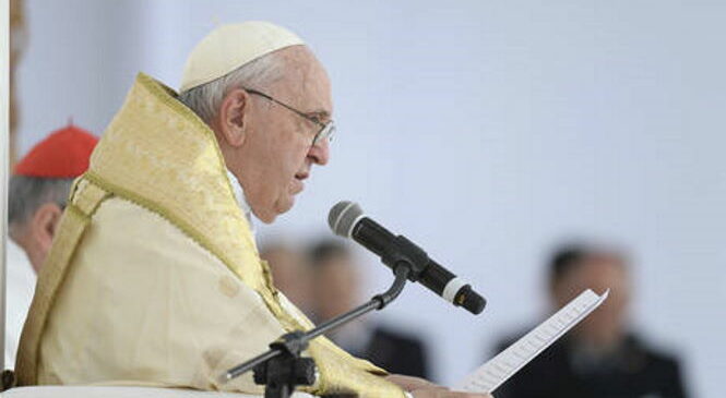 Папа Римский сделал предупреждение немецким католикам