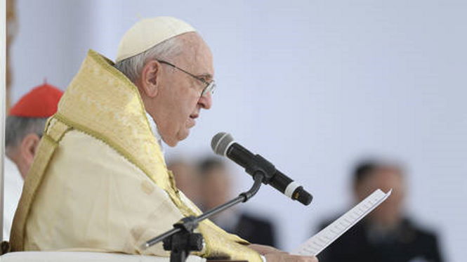 Папа Римский сделал предупреждение немецким католикам