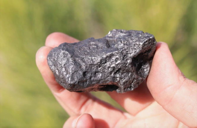Самый таинственный метеорит в истории: камень с посланием