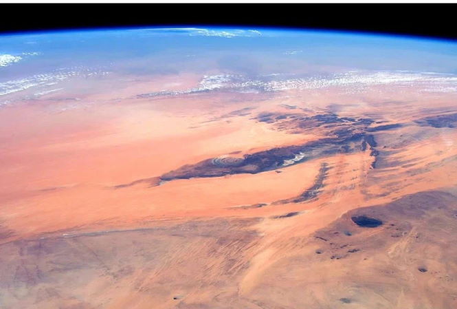 Охотники за НЛО утверждают, что это Атлантида и находится она в пустыне Сахара