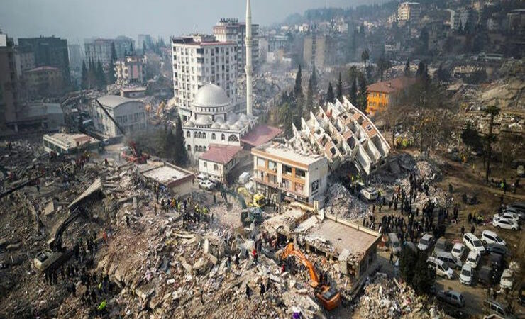 Математик назвал землетрясения в Турции искусственными