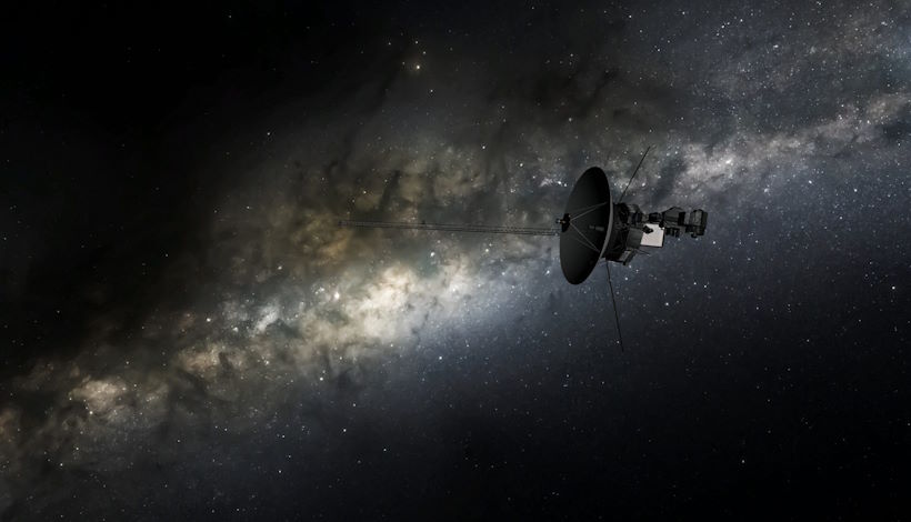 НАСА принимает сигнал "Вояджера-2" на расстоянии 19,9 млрд. км от Земли