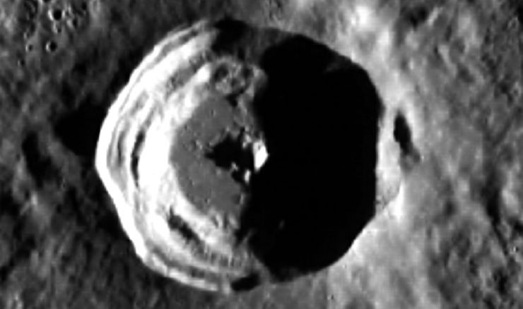 Исследователь считает, что обнаружил гигантский "монолит" на Меркурии