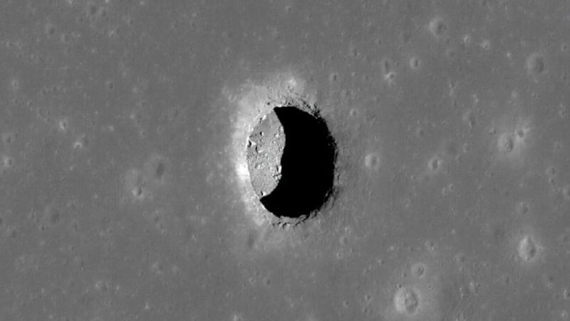 Китайский ровер составил карту скрытых структур на глубине 300 метров под поверхностью Луны