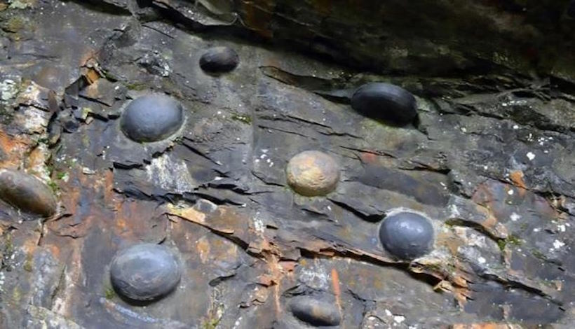 Гора Ганданг: загадочный феномен кладки каменных яиц