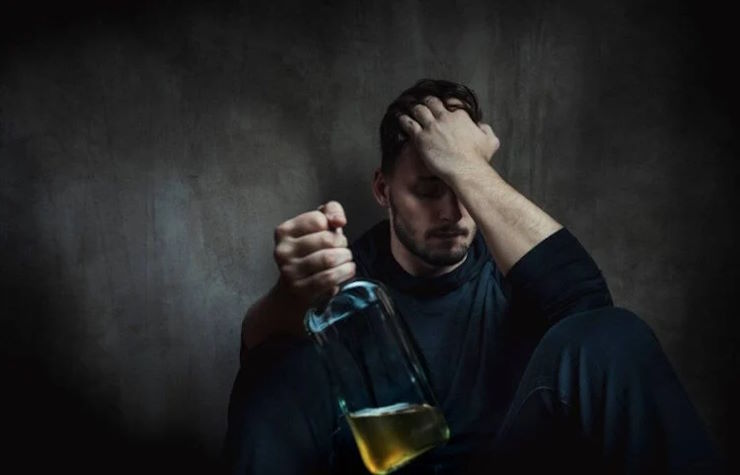 Почему после алкоголя люди чувствуют сильную тревогу
