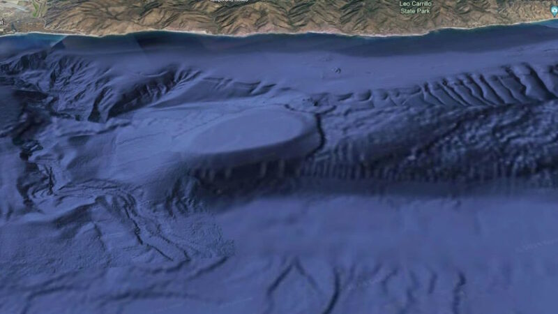 Есть ли подводная база НЛО у берегов Калифорнии?
