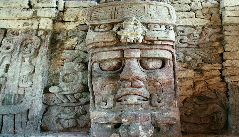 Участники экспедиции 2017 года сломал печать древнего бога майя Кинич Ахау.. К чему это привело?