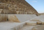 Была ли Великая пирамида засыпана песком?