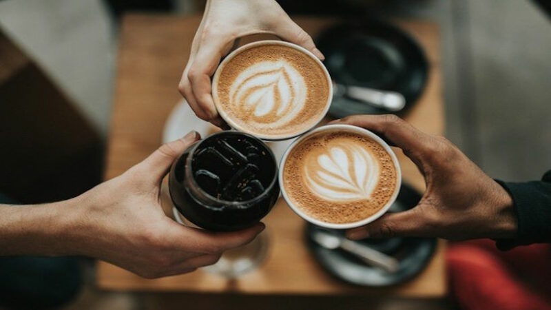 Употребление кофе связано с более низким риском развития болезни Паркинсона: Метаболиты кофеина могут играть ключевую роль в нейропротекции, показало исследовани