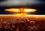 Ядерных войн будет две: Пять прогнозов для мира от политиков и юродивых
