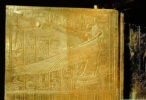 Секреты Долины царей: Открытие позолоченной двери с изображением богини Исиды в гробнице Тутанхамон