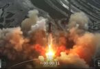 Сверкая в пламени: Starship SpaceX успешно завершил десятый испытательный полет