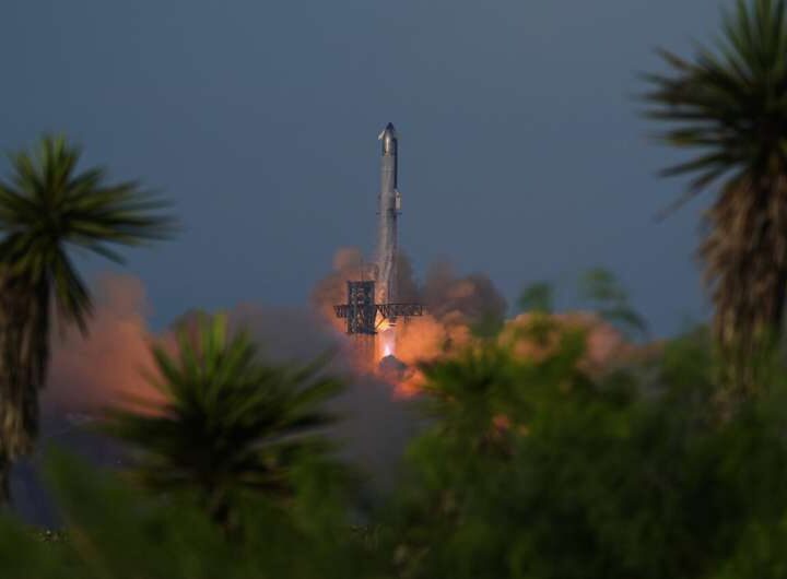 Успешный запуск Starship: тестовые спутники на орбите и приводнение в Индийском океане