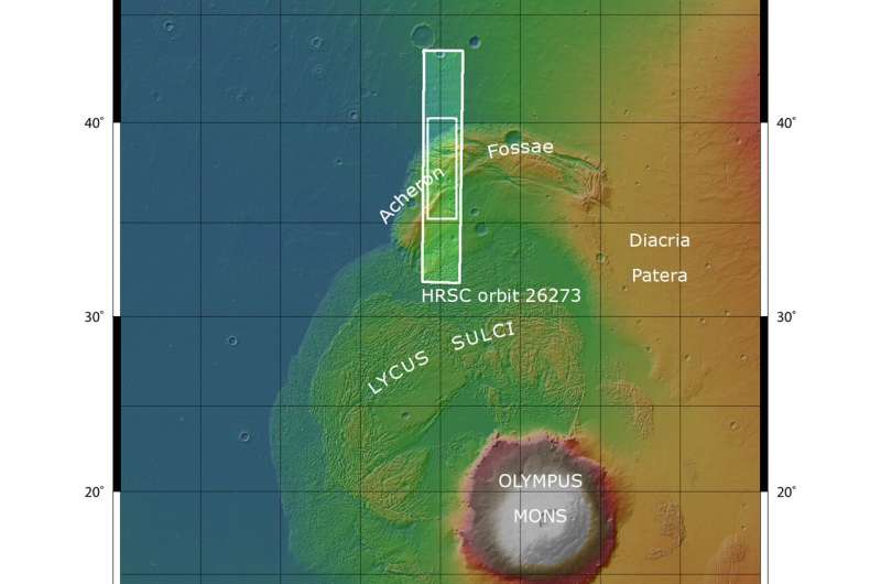 Тайны Acheron Fossae: как разрушается поверхность Марса