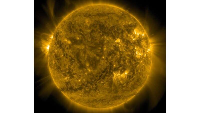 Анализ NASA: Активность Солнца нарастает после неожиданного перелома тенденции