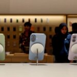 Исторический переворот: Apple впервые за 13 лет обгонит Samsung на мировом рынке смартфонов