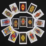 Гадание на картах Таро онлайн: ключ к самопознанию или увлекательная игра с подсознанием?