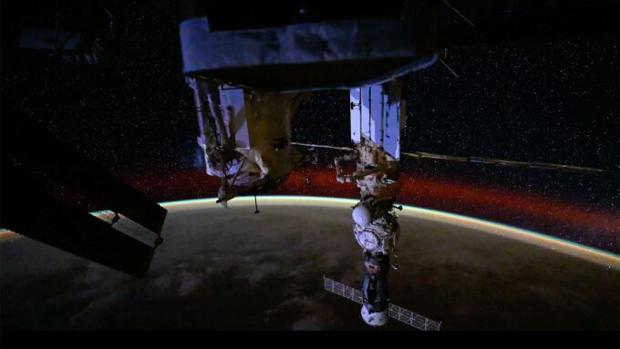 Орбитальная вахта: Новый экипаж и будни МКС