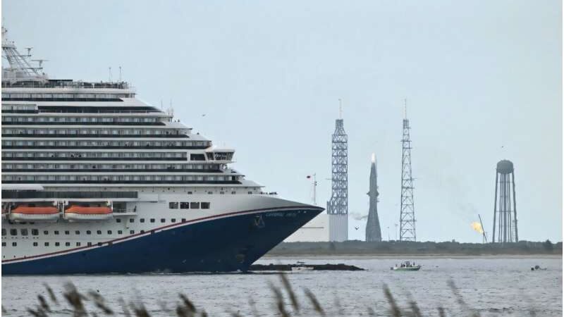 Гонка за Марс: Blue Origin переносит запуск New Glenn из-за непогоды