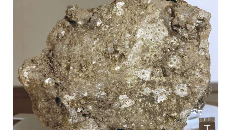 Скрытая угроза лунных микрометеоритных потоков