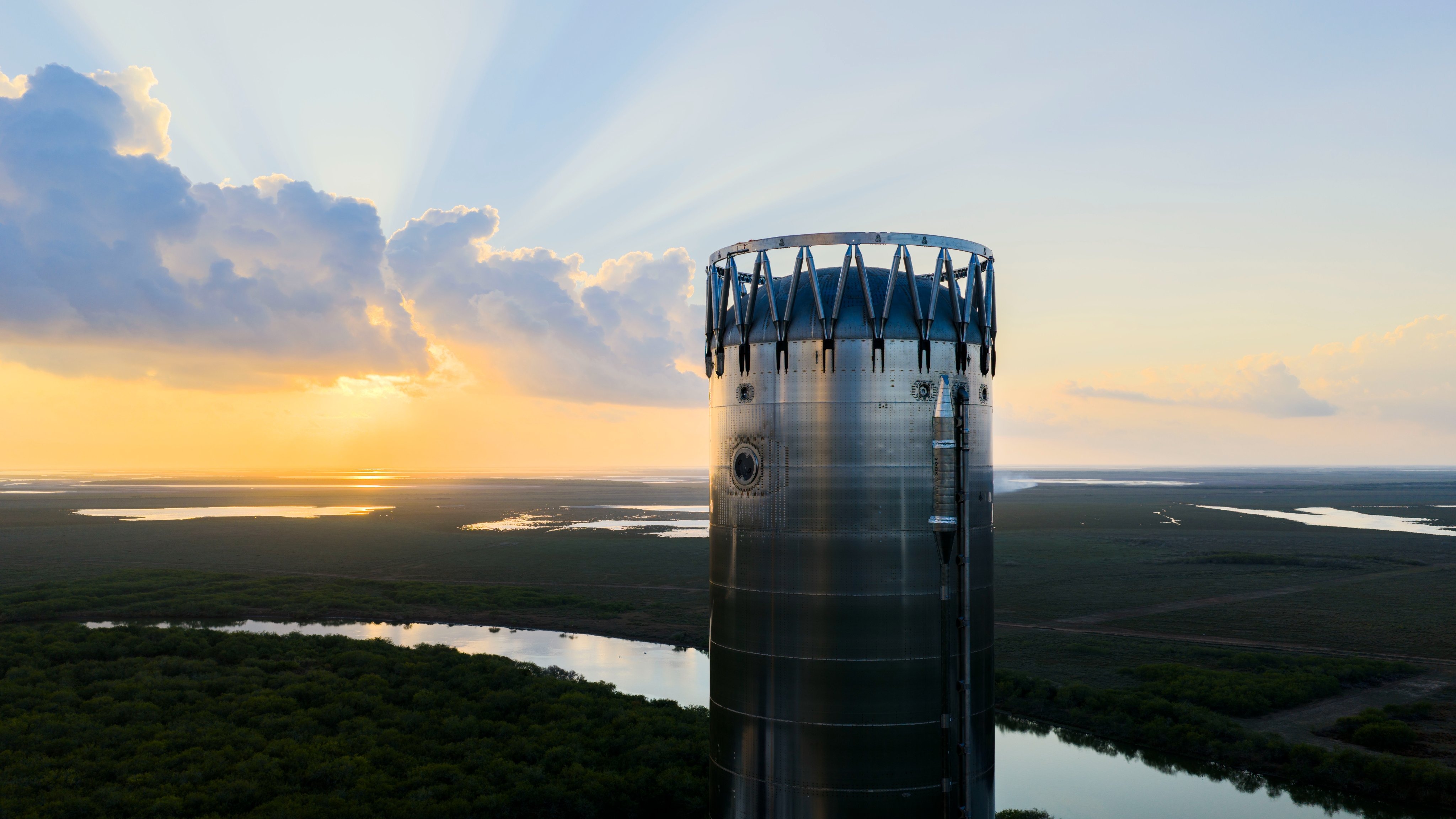 Испытание на прочность: новая ступень Starship V3 получила повреждения до первого полета