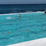 В бездну с гаджетом в руке: зависимость от смартфонов достигла точки невозврата?