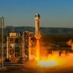Синий Маршрут на Луну: Blue Origin приостанавливает туристические полеты ради лунной гонки