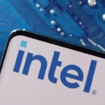 Кризис Intel: цена акций компании рухнула из-за нехватки чипов для искусственного интеллекта