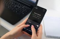 Цифровое отражение: Как ИИ-карикатуры вскрывают парадокс нашей приватности