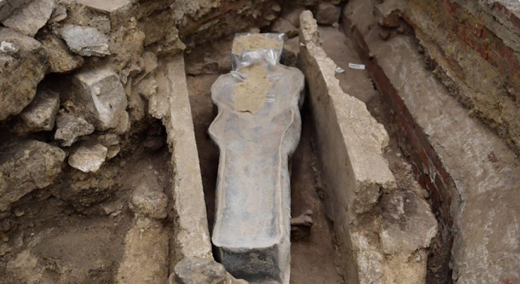 Свинцовые молчальники: что нашли под полом сгоревшего Нотр-Дама