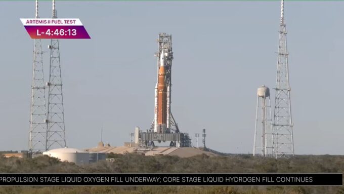 Испытание на протечку: лунная ракета NASA прошла ключевой тест перед полётом с экипажем