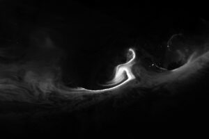 Космическое светопреставление: спутник NASA заснял завораживающее полярное сияние над Исландией и Канадой