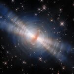 Туманность «Яйцо»: последний вальс умирающей звезды