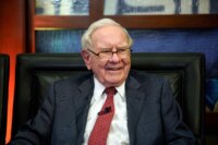 Уоррен Баффет возвращается в медиа: Berkshire Hathaway купила акции New York Times после пятилетнего перерыва