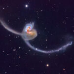 Космическая дуэль: астрофотограф запечатлел слияние «Щупалец» — двух галактик в смертельном танце