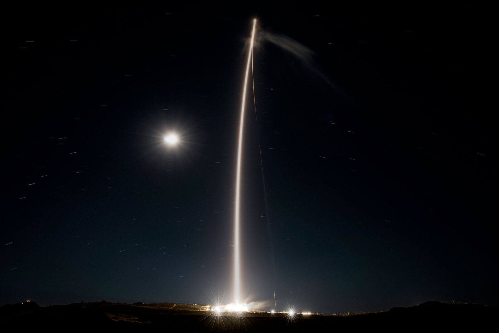 «Самый непрозрачный бюджет в истории»: NASA ждёт сокращение на 23% — науку урежут почти вдвое, а 40 миссий отменят
